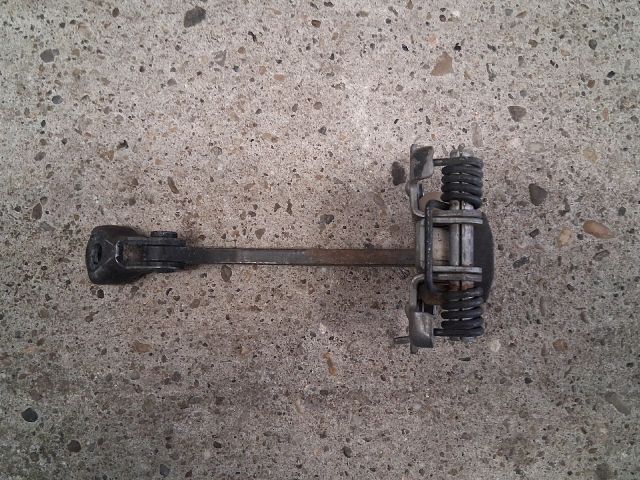 bontott RENAULT MEGANE III Jobb hátsó Ajtóhatároló