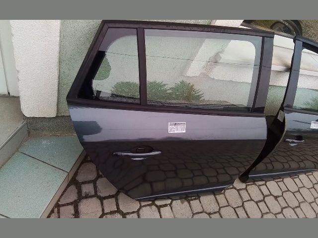 bontott RENAULT MEGANE III Jobb hátsó Fixüveg (Ajtóban)