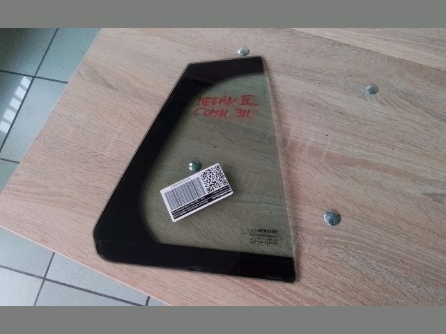 bontott RENAULT MEGANE III Jobb hátsó Fixüveg (Ajtóban)