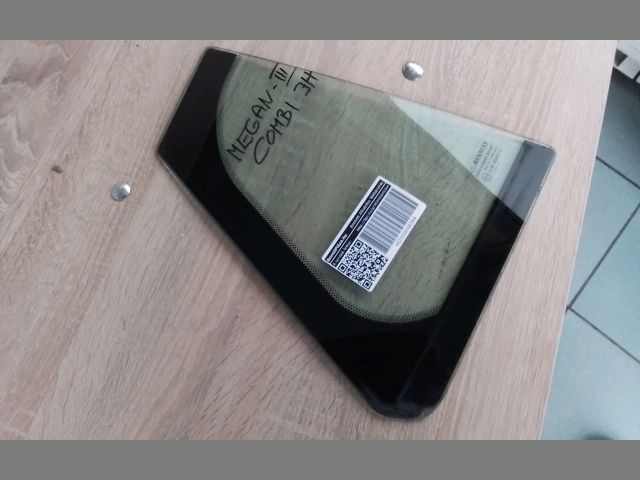 bontott RENAULT MEGANE III Jobb hátsó Fixüveg (Ajtóban)