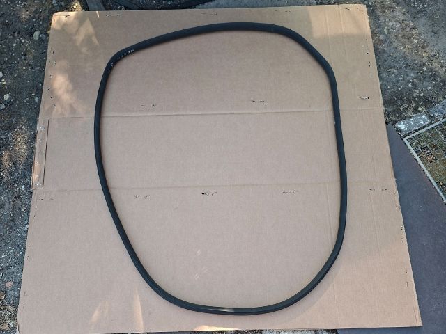 bontott RENAULT MEGANE III Jobb hátsó Gumikéder