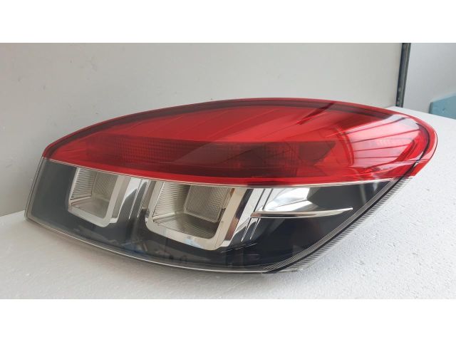 bontott RENAULT MEGANE III Jobb Hátsó Lámpa