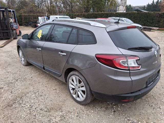 bontott RENAULT MEGANE III Jobb Hátsó Lámpa