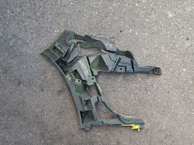 bontott RENAULT MEGANE III Jobb hátsó Oldal Lökhárító Tartó (Műanyag)