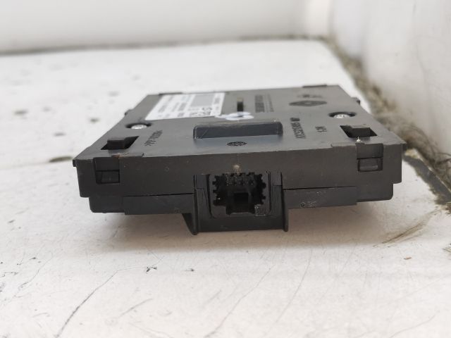 bontott RENAULT MEGANE III Kártyaolvasó