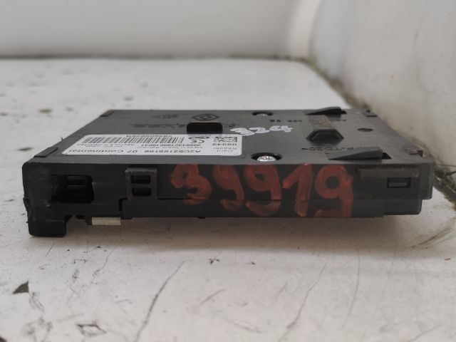 bontott RENAULT MEGANE III Kártyaolvasó