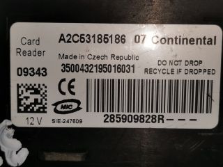 bontott RENAULT MEGANE III Kártyaolvasó