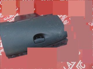 bontott RENAULT MEGANE III Kesztyűtartó