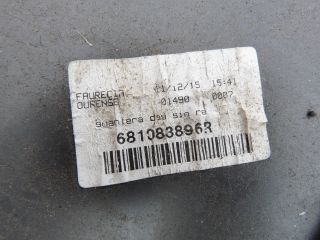 bontott RENAULT MEGANE III Kesztyűtartó