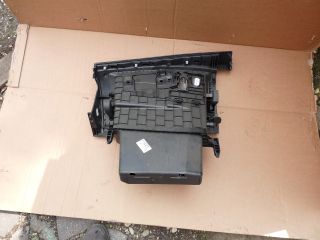 bontott RENAULT MEGANE III Kesztyűtartó