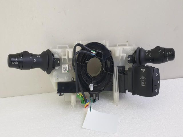 bontott RENAULT MEGANE III Komplett Kormánykapcsoló (Bajuszkapcsoló)