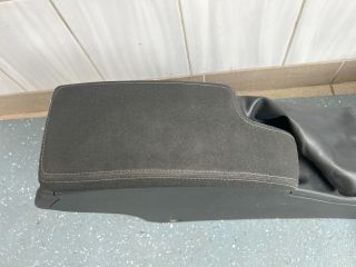 bontott RENAULT MEGANE III Könyöklő