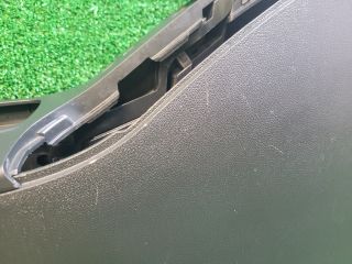 bontott RENAULT MEGANE III Könyöklő