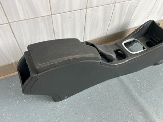 bontott RENAULT MEGANE III Könyöklő