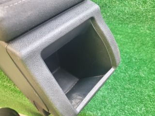 bontott RENAULT MEGANE III Könyöklő