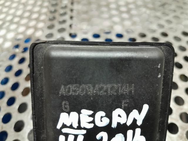 bontott RENAULT MEGANE III Kormányzár (Elektromos)