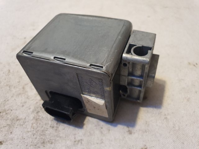 bontott RENAULT MEGANE III Kormányzár (Elektromos)