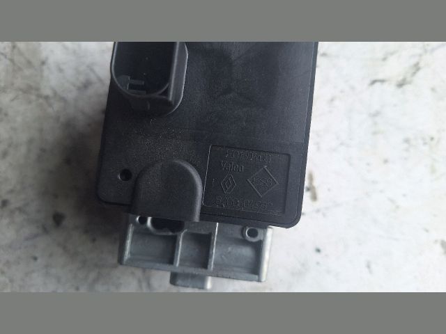 bontott RENAULT MEGANE III Kormányzár (Elektromos)