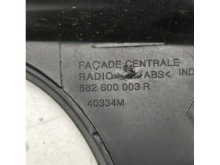 bontott RENAULT MEGANE III Középső Kardánbox Burkolat