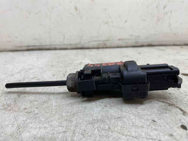 bontott RENAULT MEGANE III Központizár Motor Tankajtó