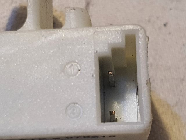 bontott RENAULT MEGANE III Kulcs Nélküli Nyitás Jeladó