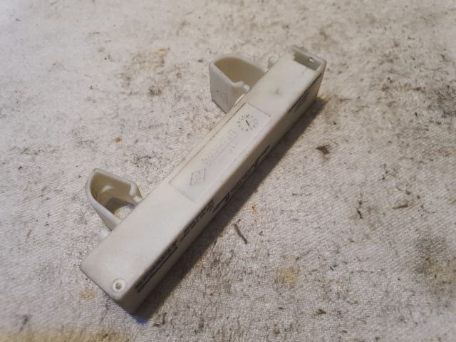 bontott RENAULT MEGANE III Kulcs Nélküli Nyitás Jeladó