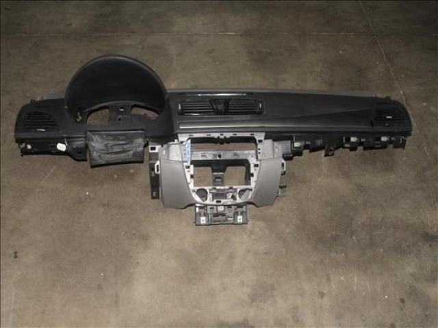 bontott RENAULT MEGANE III Műszerfal Héj