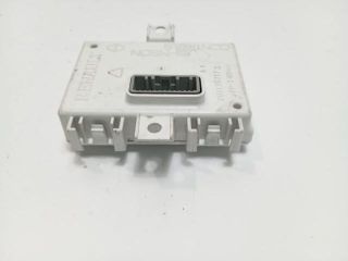 bontott RENAULT MEGANE III Navigáció Elektronika