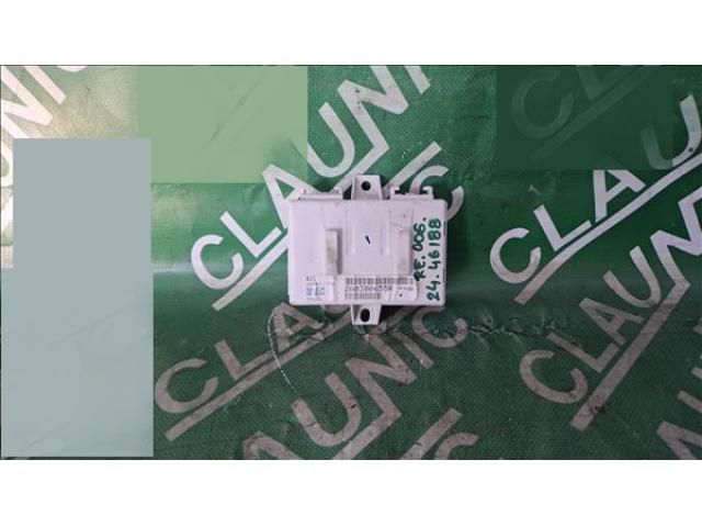 bontott RENAULT MEGANE III Navigáció Elektronika