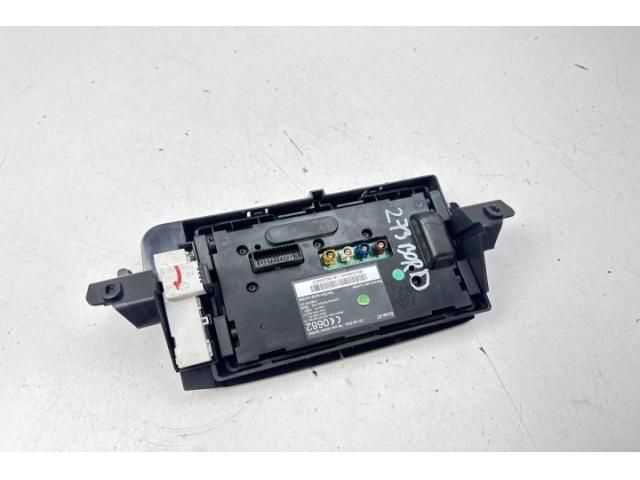 bontott RENAULT MEGANE III Navigációs Fejegység