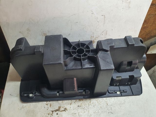 bontott RENAULT MEGANE III Pótkerék Szerszámtartó