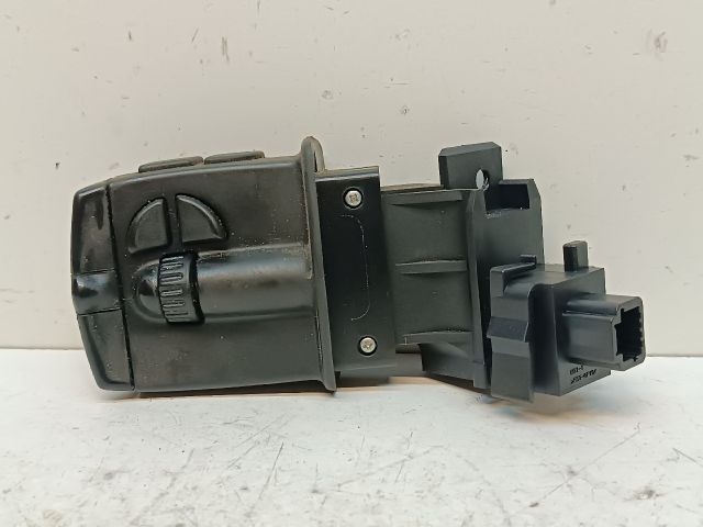 bontott RENAULT MEGANE III Rádió / CD Kapcsoló