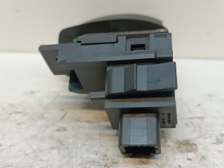 bontott RENAULT MEGANE III Rádió / CD Kapcsoló