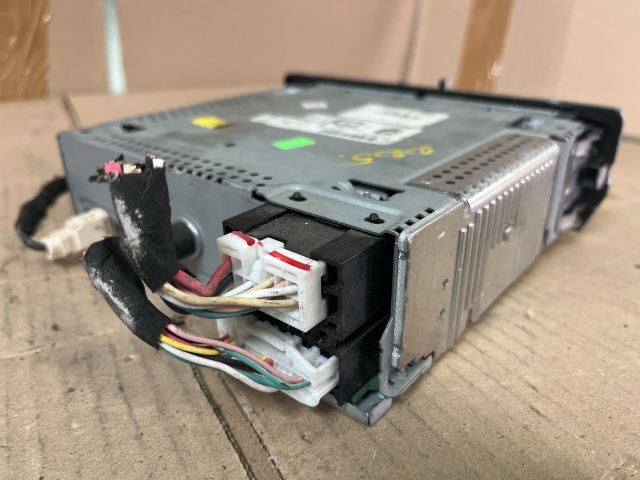 bontott RENAULT MEGANE III Rádió / CD