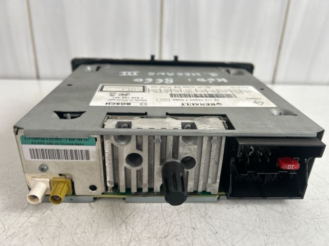 bontott RENAULT MEGANE III Rádió / CD