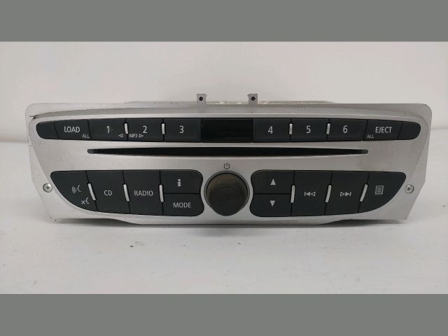 bontott RENAULT MEGANE III Rádió / CD