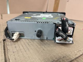 bontott RENAULT MEGANE III Rádió / CD