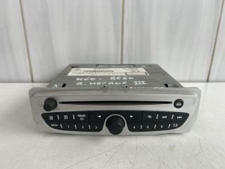 bontott RENAULT MEGANE III Rádió / CD