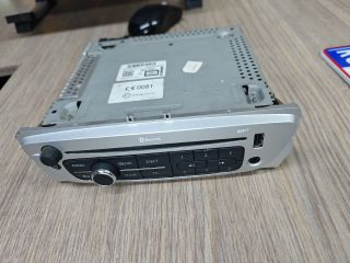 bontott RENAULT MEGANE III Rádió / CD