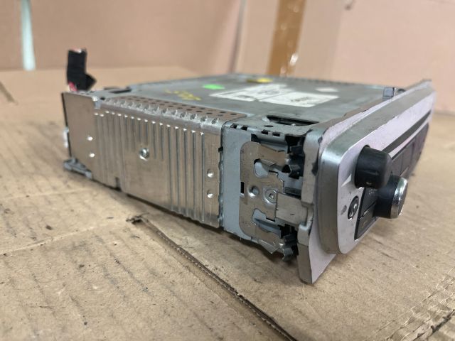 bontott RENAULT MEGANE III Rádió / CD