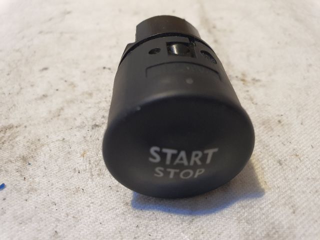 bontott RENAULT MEGANE III Start / Stop Indító Gomb