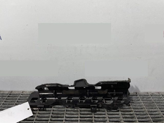 bontott RENAULT MEGANE III Tartó Bak