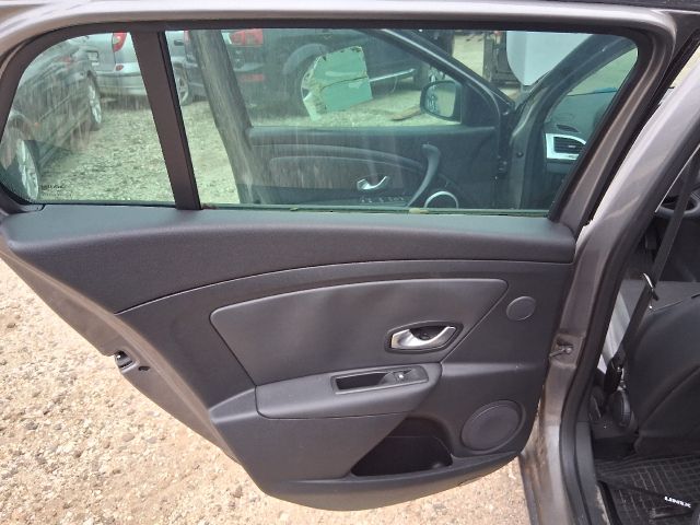 bontott RENAULT MEGANE III Tetőkárpit