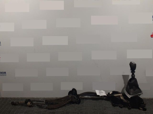 bontott RENAULT MEGANE III Váltógomb