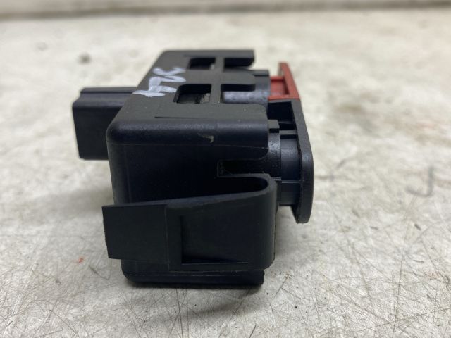 bontott RENAULT MEGANE III Vészvillogó Kapcsoló