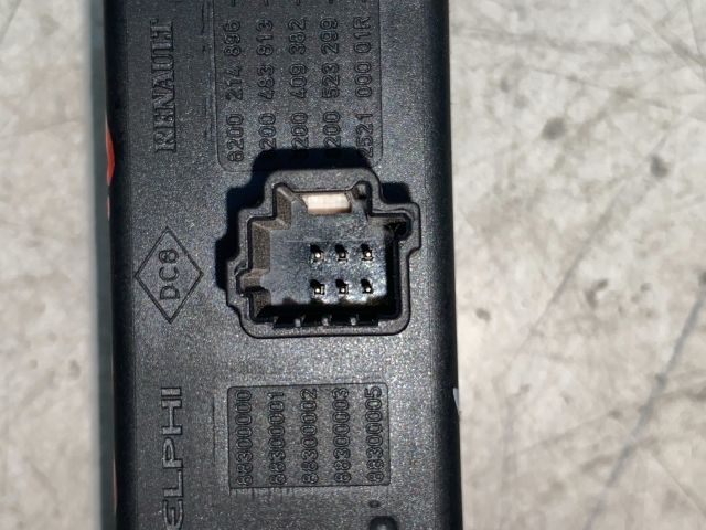 bontott RENAULT MEGANE III Vészvillogó Kapcsoló