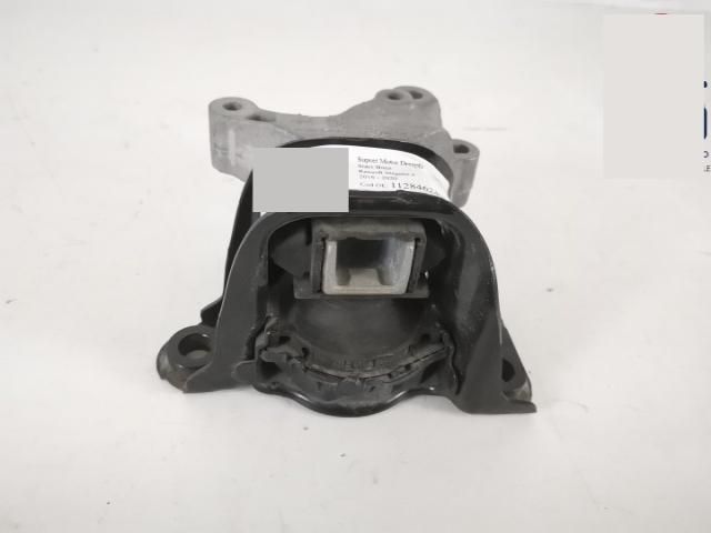 bontott RENAULT MEGANE IV Motor Tartó Bak Jobb