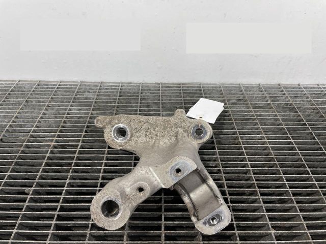 bontott RENAULT MEGANE IV Motor Tartó Bak Bal