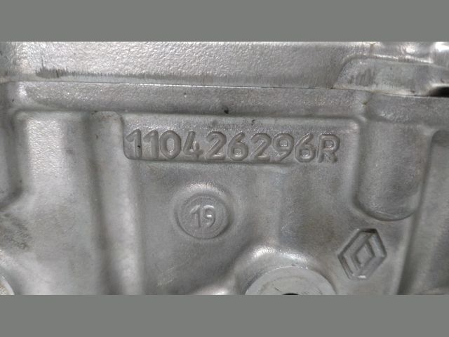 bontott RENAULT MEGANE IV Hengerfej