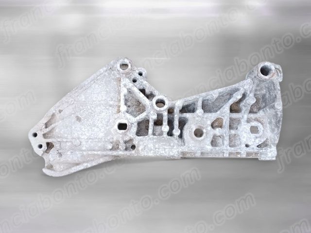 bontott RENAULT MEGANE IV Generátor Tartó Bak